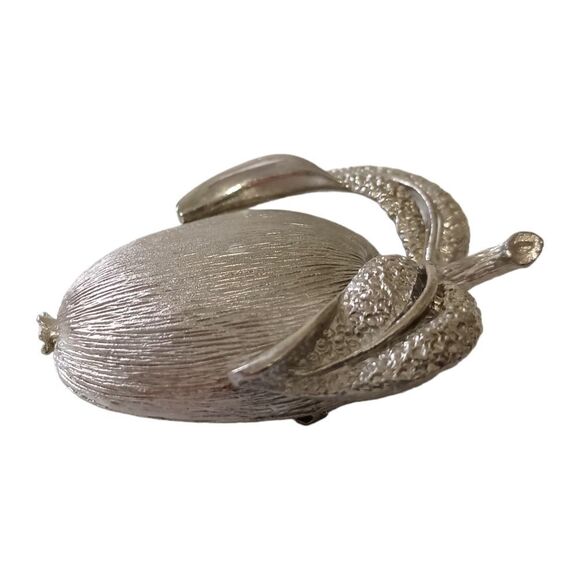 Sarah Coventry Apple Brooch Pendant Adams Delight Vintage 60s Silver Tone MCM.  - Picture 9 of 16